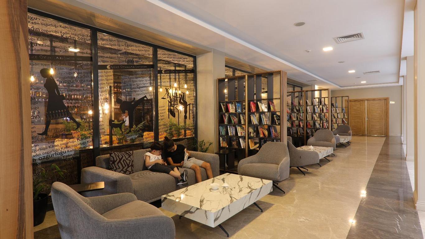 Grand Berti Hotel