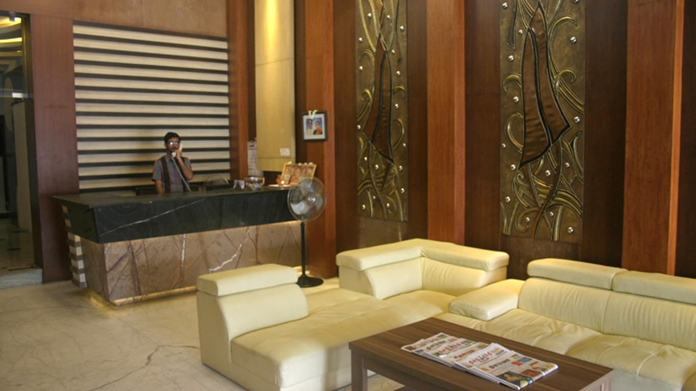 The Grand Park Hotel