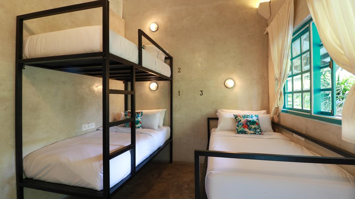 Kosta Hostel Seminyak