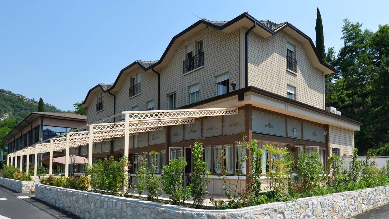 Hotel Edoné