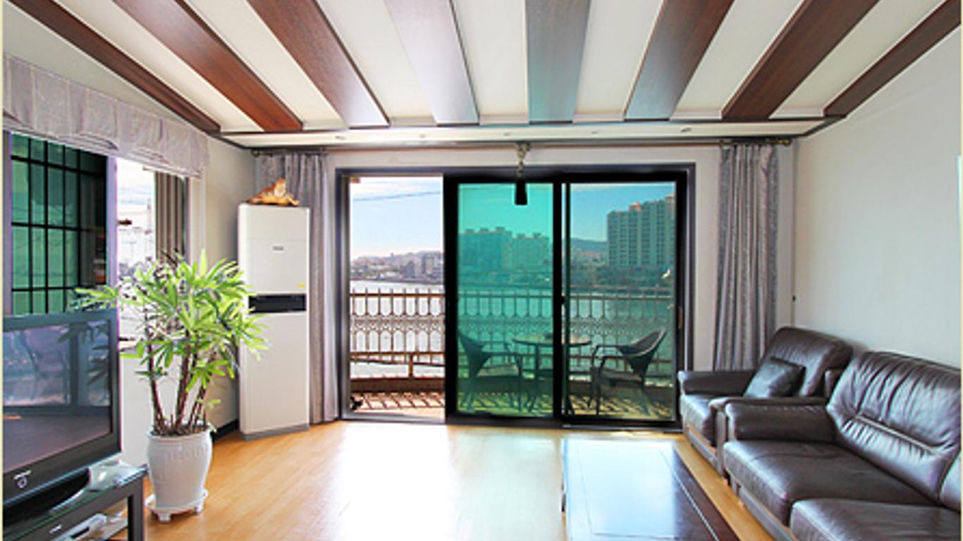 Tongyangneapoli Pension