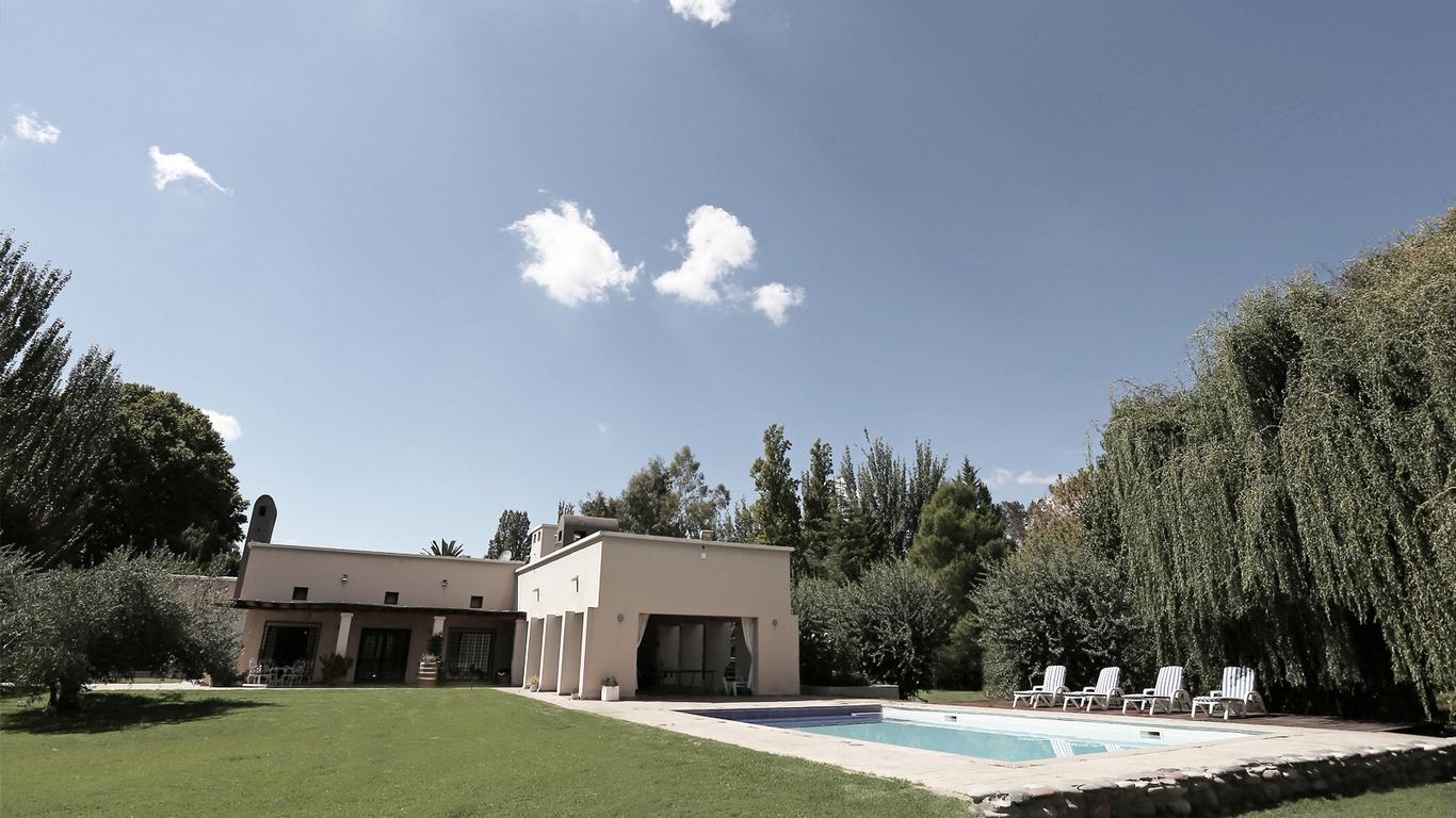 Querencia Lodge Lunlunta