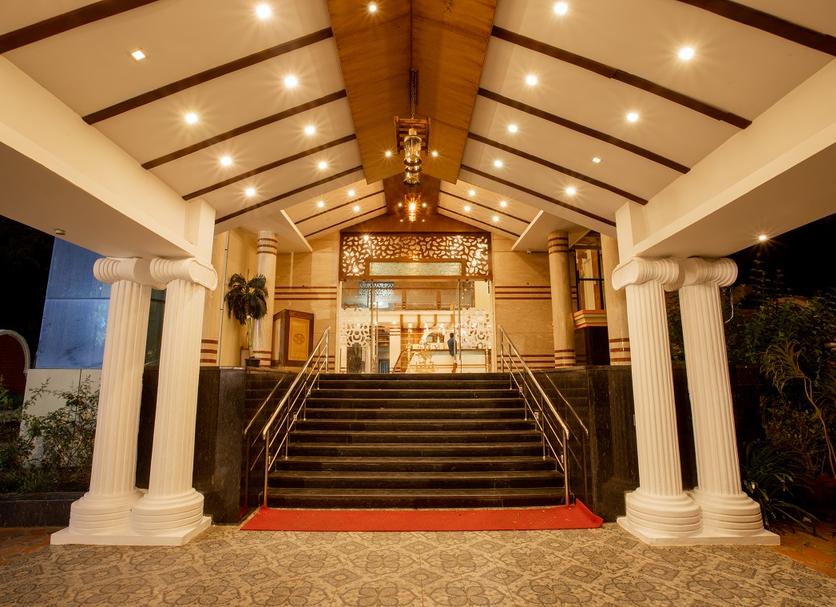 Entrada del hotel Foto