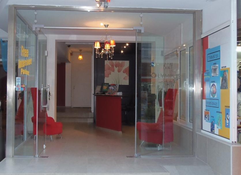 Entrada del hotel Foto