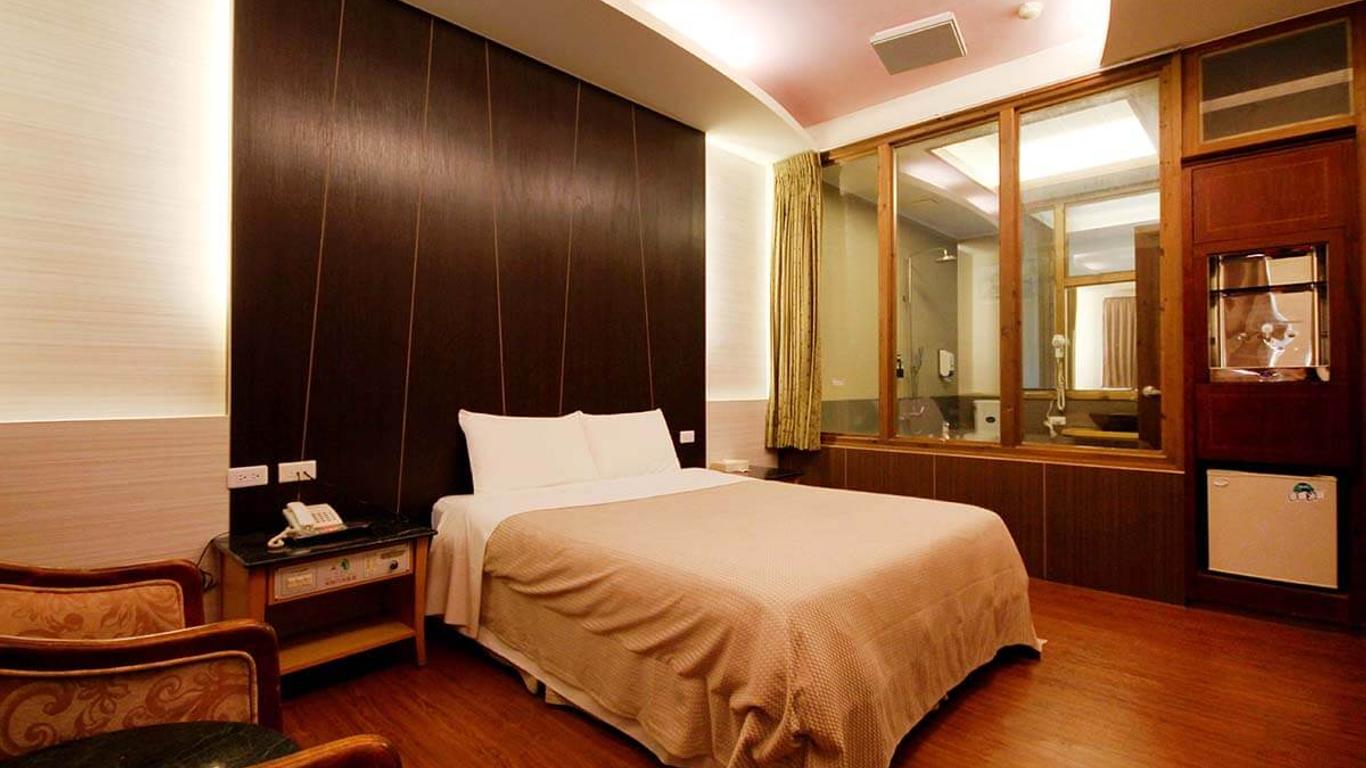 Jiayuam Motel